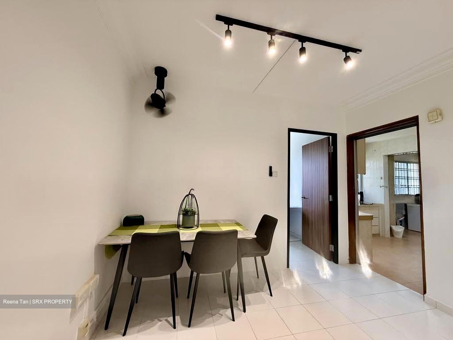 Lakeview Estate (D20), Apartment #629288331